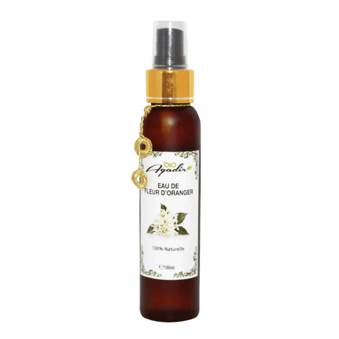 L'eau florale de fleur d'oranger, pour la peau et les cheveux